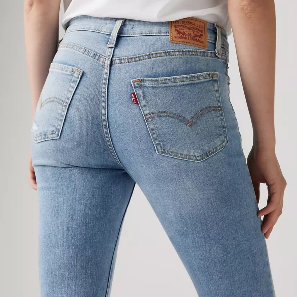 Levi’s 721 High Rise Skinny Jeans